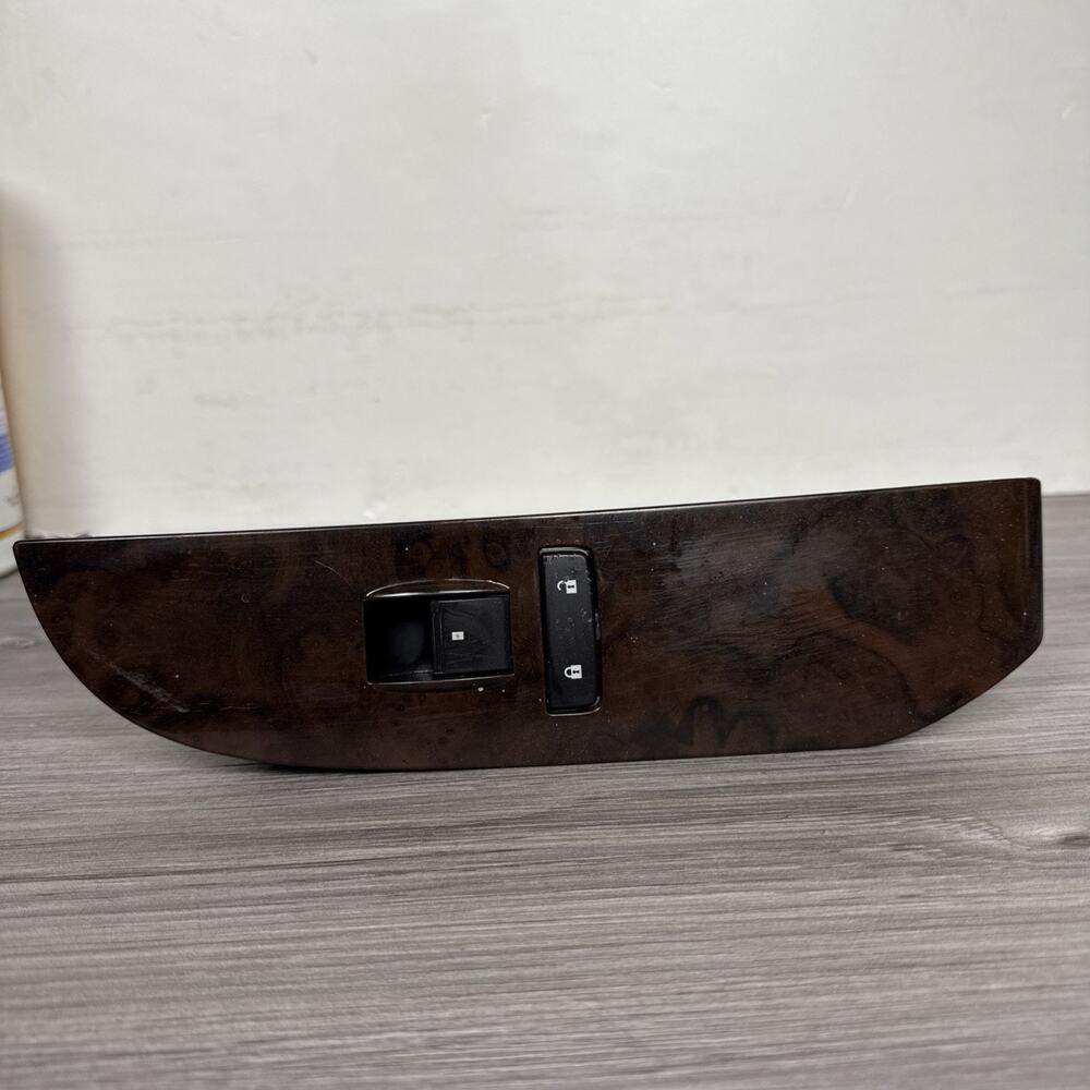 07-14 Chevy Tahoe Suburban Silverado Yukon‎ Right Passenger Power Window Switch